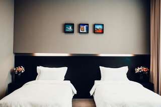 Отель Astana Central Hotel Нур-Султан Большой двухместный номер с 1 кроватью или 2 отдельными кроватями-1